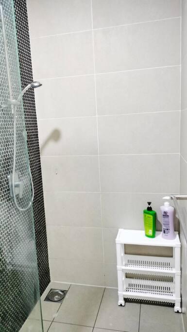 Apartment Kl Retreat Mytown Ikea Klcc Trx Mall Mrt *