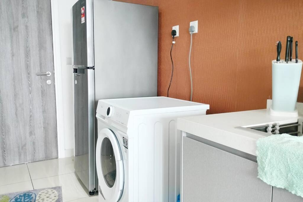 Apartment Kl Retreat Mytown Ikea Klcc Trx Mall Mrt
