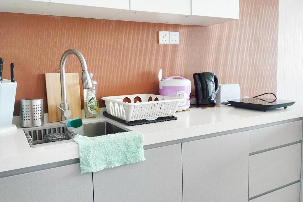 Kl Retreat Mytown Ikea Klcc Trx Mall Mrt Apartment Kuala Lumpur