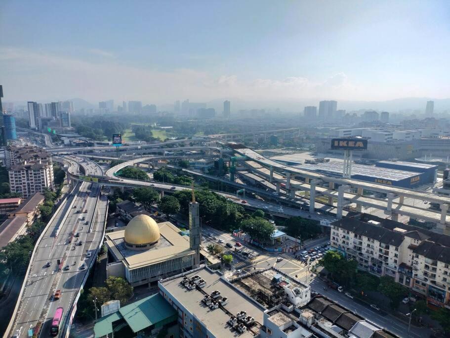 Kl Retreat Mytown Ikea Klcc Trx Mall Mrt