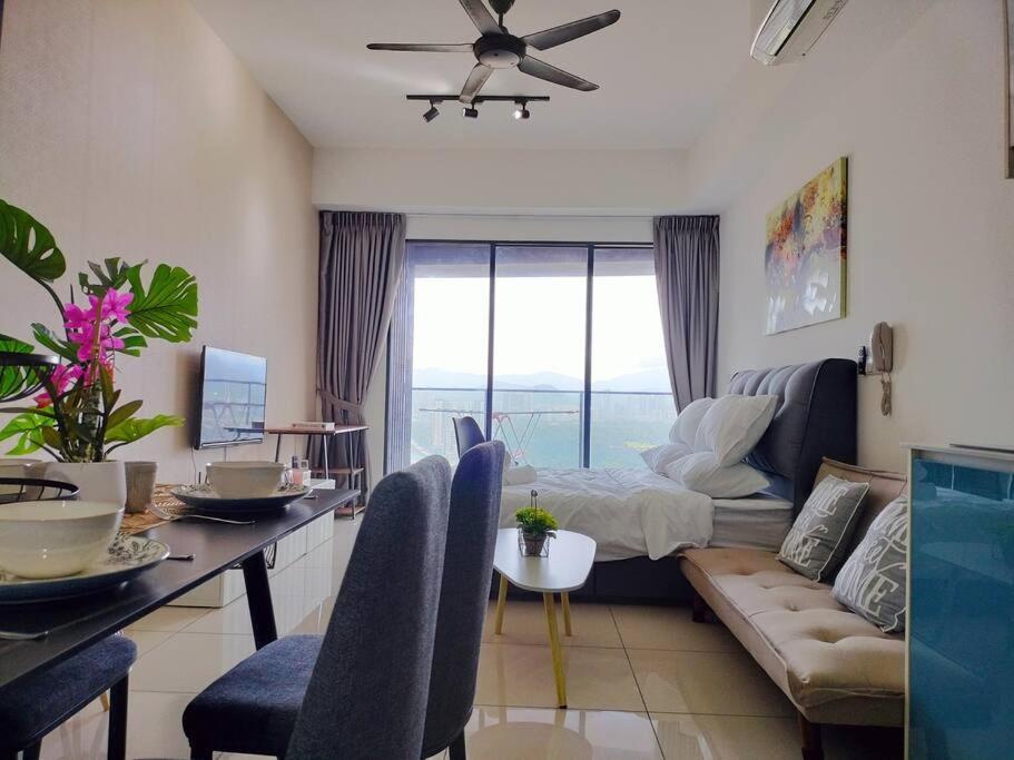 Kl Retreat Mytown Ikea Klcc Trx Mall Mrt Pangsapuri
