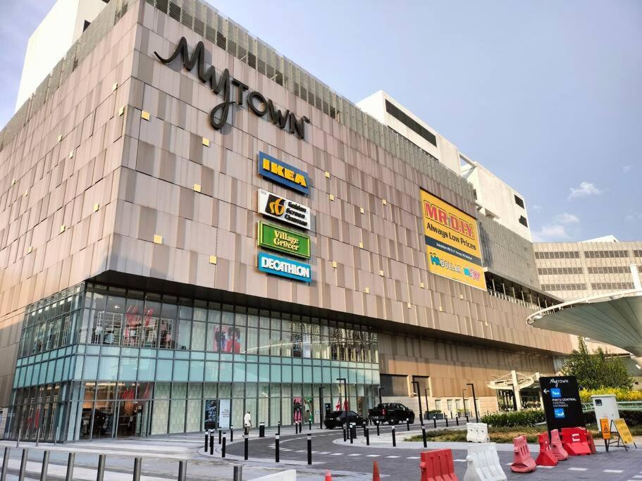 Kl Retreat Mytown Ikea Klcc Trx Mall Mrt Kuala Lumpur