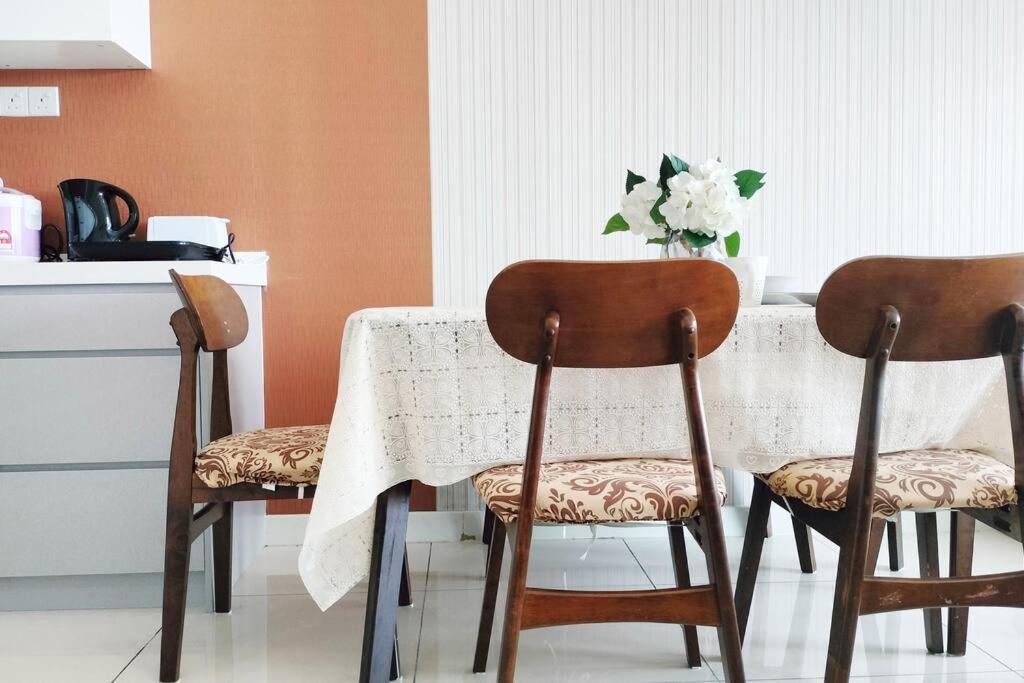 Kl Retreat Mytown Ikea Klcc Trx Mall Mrt Pangsapuri